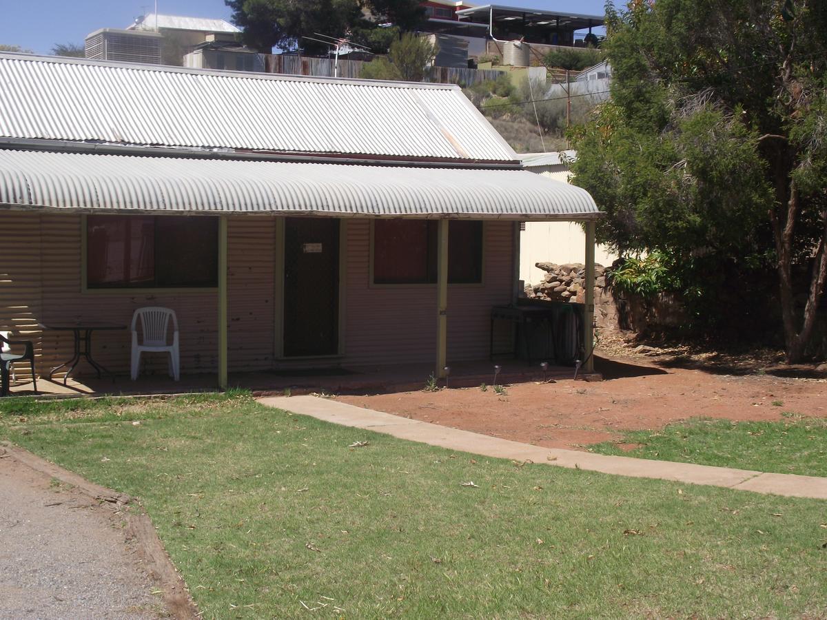 Aly'S Cottage Broken Hill Exterior foto